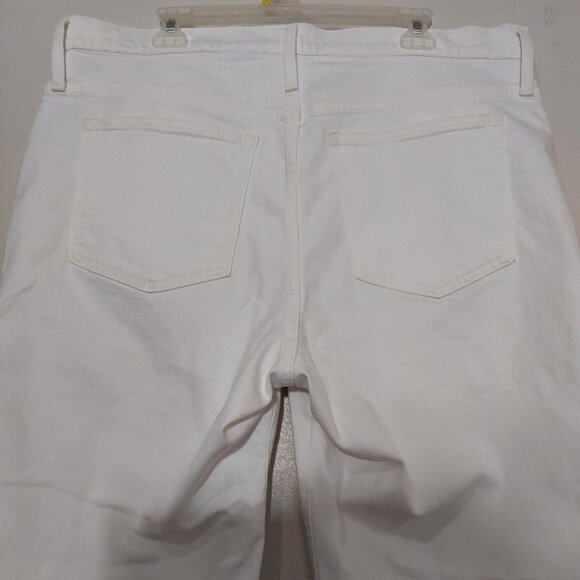 NWT! J. Crew High-Rise Slim Cropped Boyfriend Jean in White - 33 - Picture 5 of 11